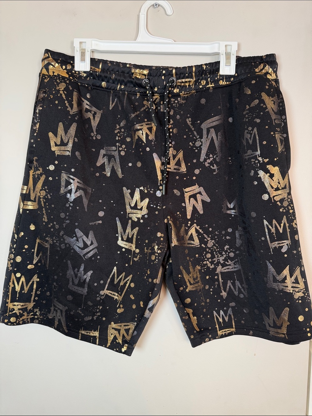 Drill Clothing Black Shorts with Gold & Silver Crown Print. Size XL